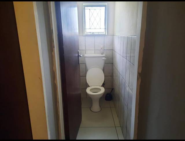 11 BEDROOM HOUSE FOR SALE IN SASOLBURG EXT 3